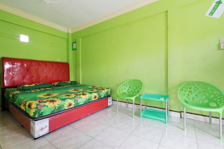 Hotel Waroeng Transit & Depary Homestay