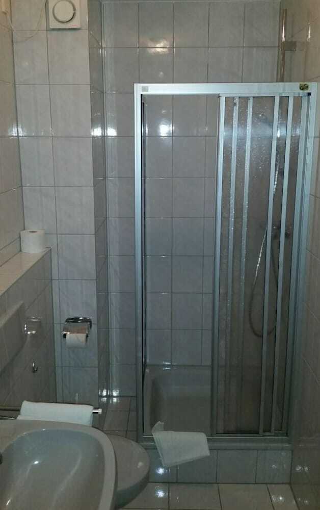 Hotel Und Gastst�tte Zum Gr�nen Baum