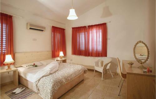 Two-bedroom Holiday Home In Miliou Paphos