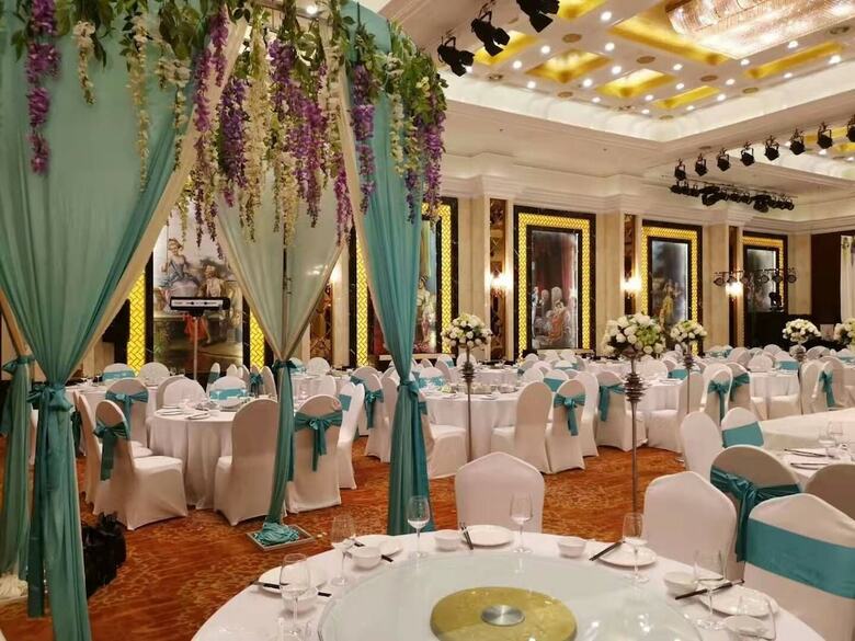 Railway 1896 Garden Hotel