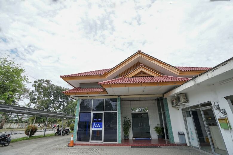 Oyo 1216 Hotel Sejati