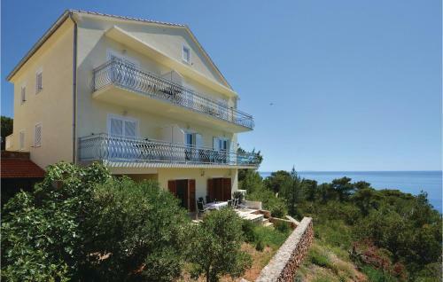 Two-bedroom Apartment In Sveta Nedjelja