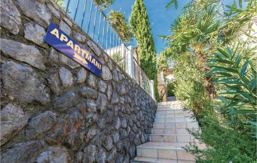 Two-bedroom Apartment In Medveja