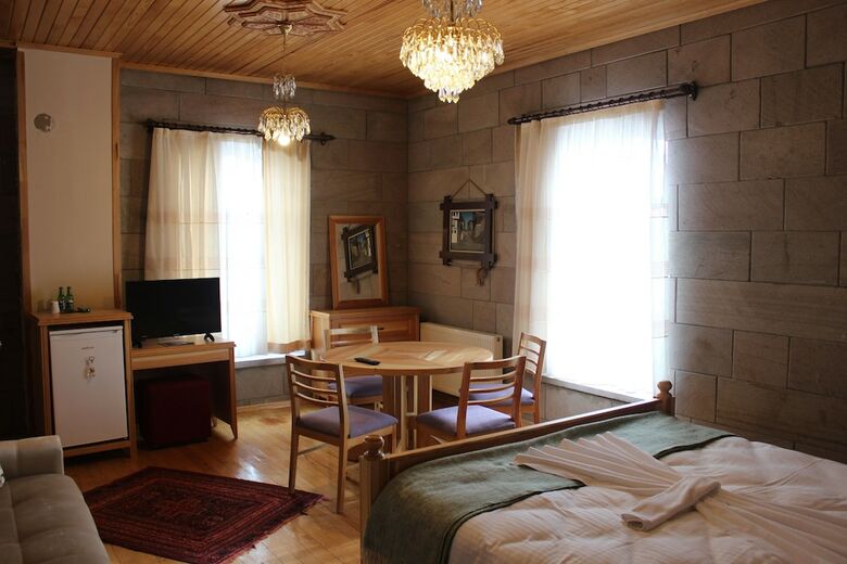 Hotel Lake Cildir Lodge