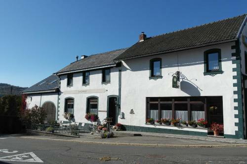 Hostal Zum Goldhahn