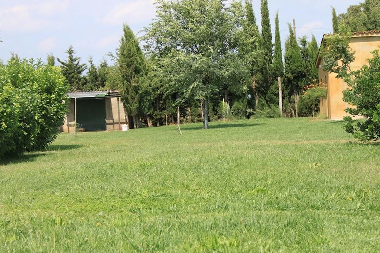 Hostal Granja Escola La Perdiu