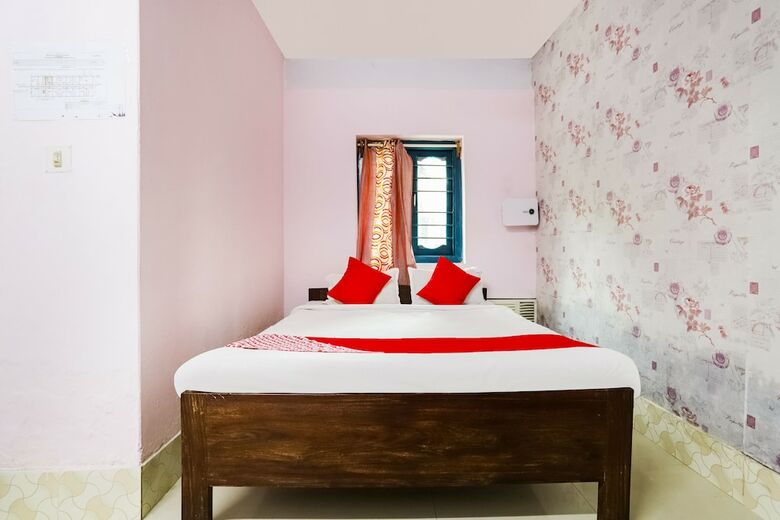 Oyo 61628 Hotel Aashna