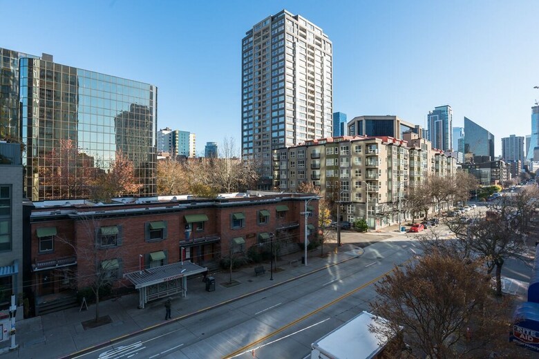 Downtown Seattle 3rd Ave Apartments