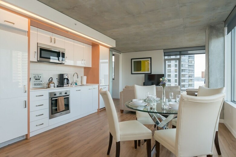 Downtown Seattle 3rd Ave Apartments