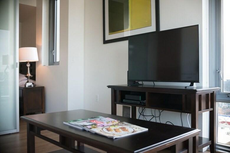 Downtown Seattle 3rd Ave Apartments