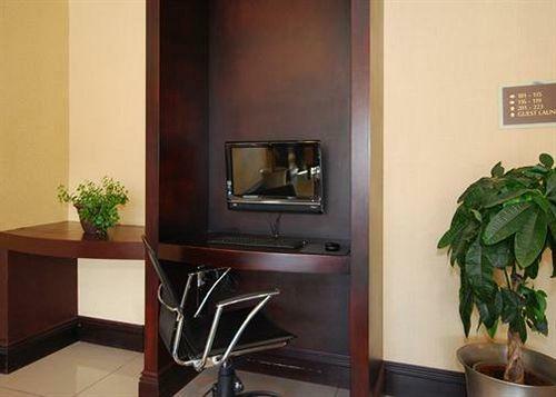 Hotel Quality Inn Near Mountain Creek