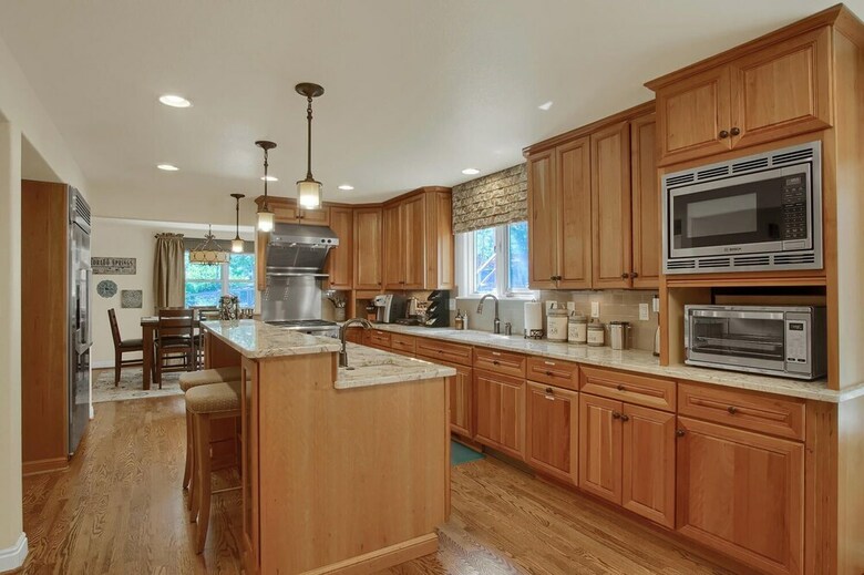 Villa 5br Poe Manor Entertain,hot Tub+has Everything!