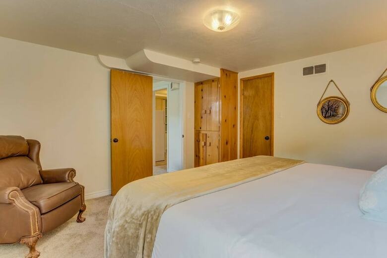 5br Mnt Viewsdowntown Luxuryfirepit & Rv Parking