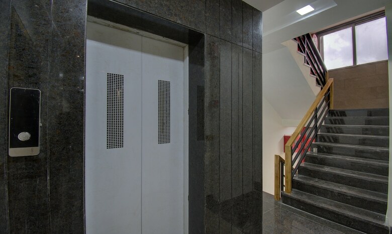 Hotel Amisha International