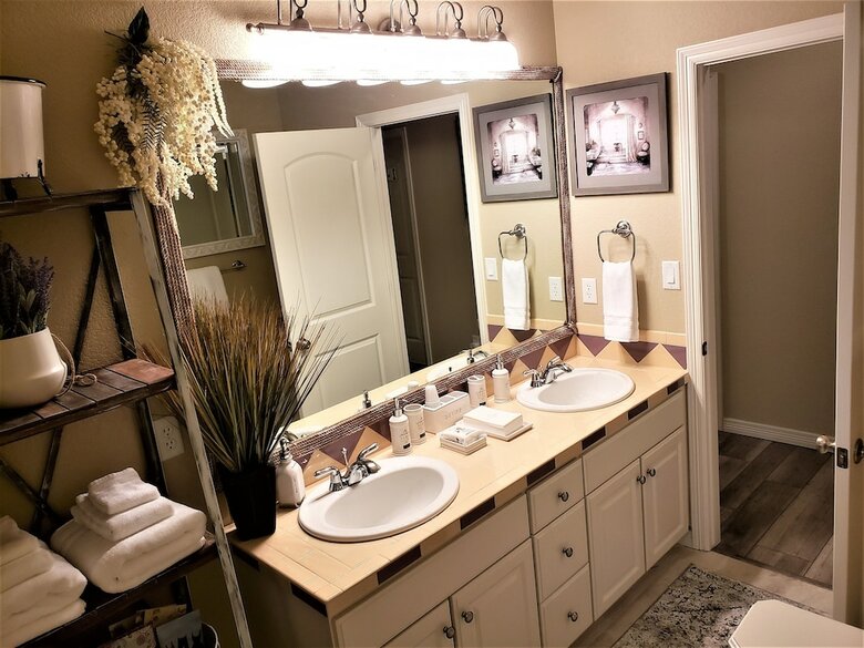 Peak Valley Manor, A Premier Bed & Breakfast