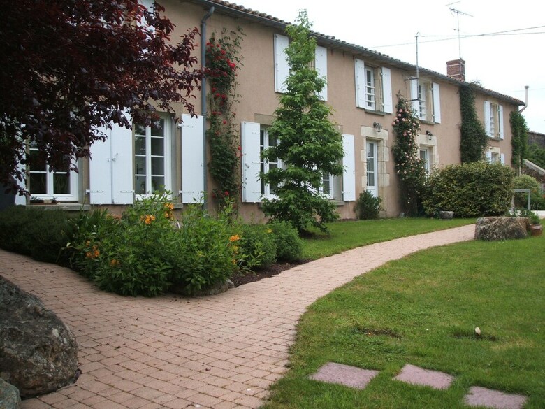 Bed & Breakfast Chambres D'h�tes La Charri�re