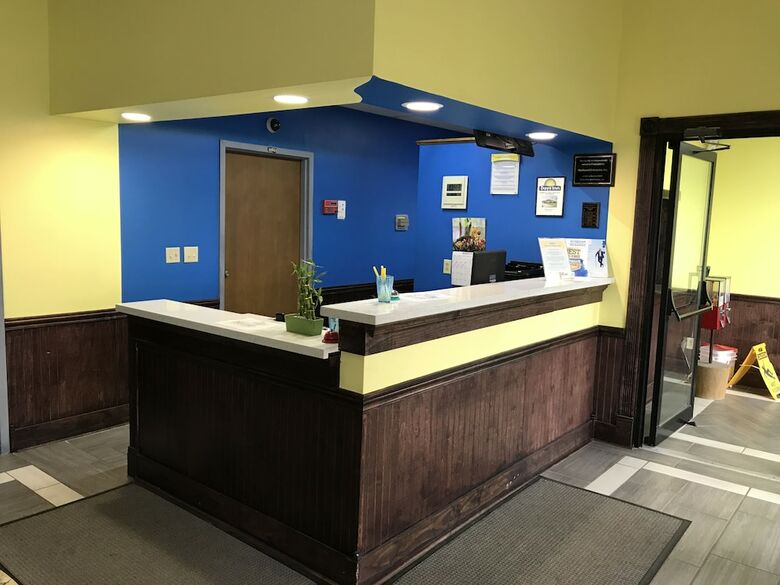 Hotel Days Inn By Wyndham Hillsboro