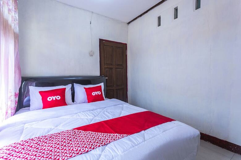 Hostal Oyo 1837 Telone Bungalow