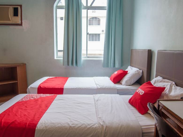 Oyo 89577 Kristal Hotel