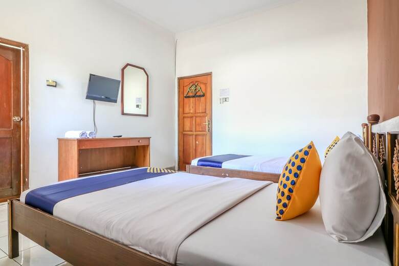 Spot On 1927 Hotel Candra Adigraha
