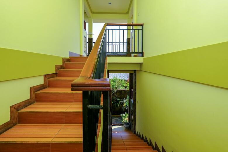 Hostal Oyo 1787 Sekardiyu Guesthouse