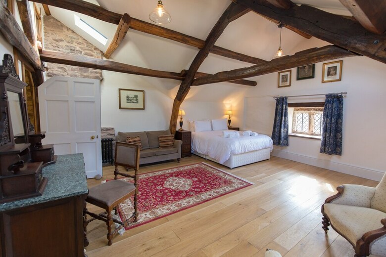 Villa Haile Hall Private Wing 4 Ensuite Bedrms