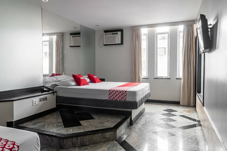 Oyo Toy Barra Hotel