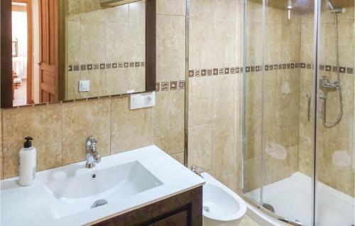Three-bedroom Holiday Home In Manacor