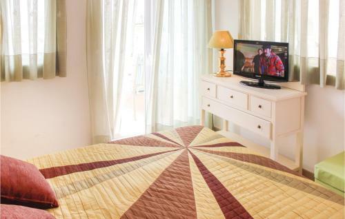 Two-bedroom Holiday Home In Roldan