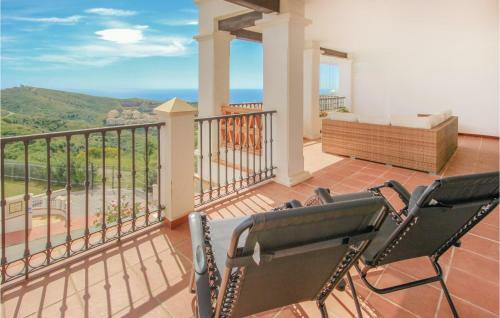 Two-bedroom Apartment In Calahonda