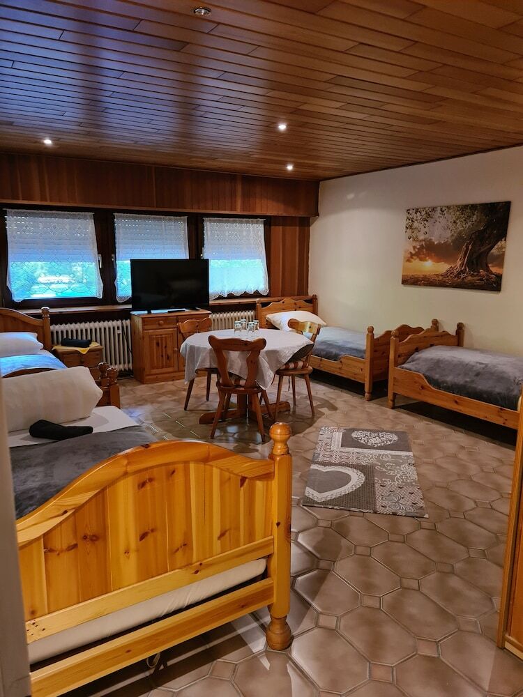 Hotel G�stehaus Am Steingarten