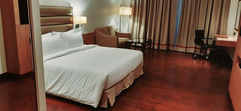 Hotel Ramada By Wyndham Aligarh Gt Road