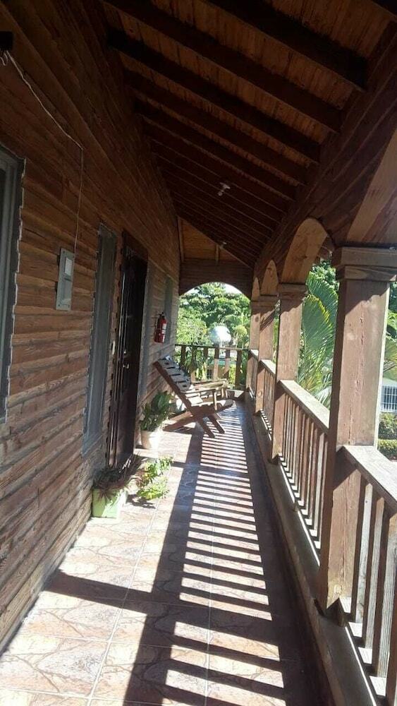Hotel Villas Anacaona