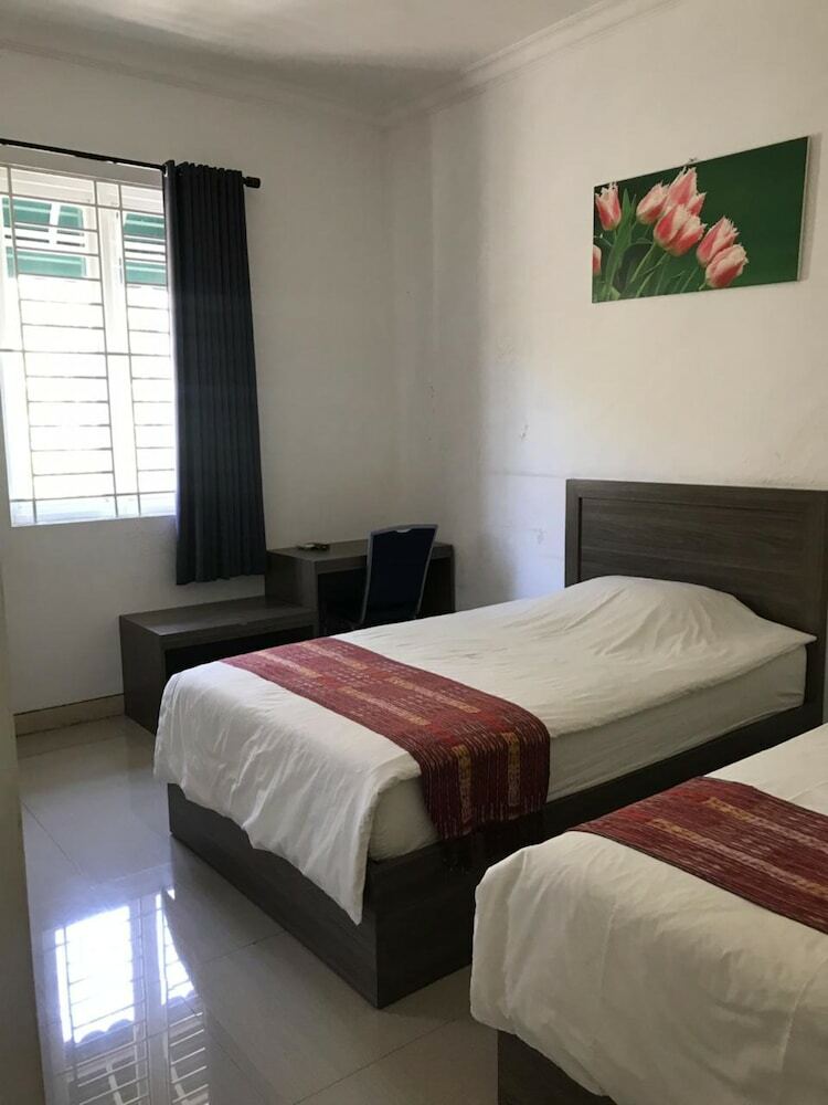 Hotel Flory's Homestay