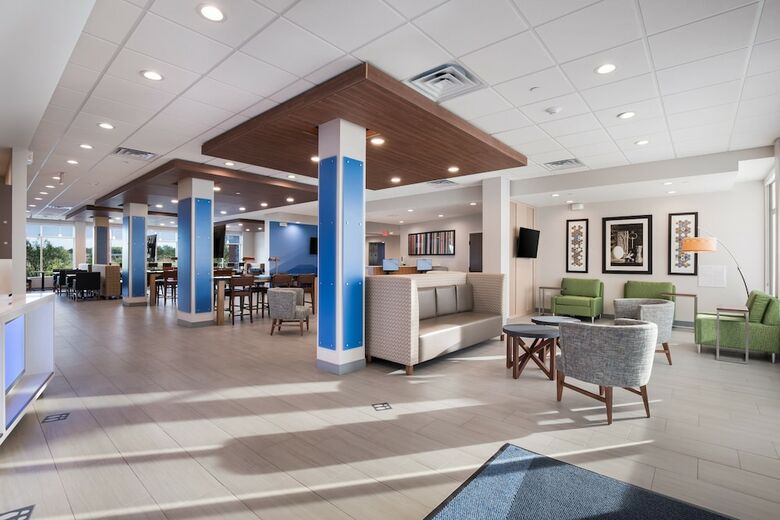 Hotel Holiday Inn Express & Suites Hoffman Estates
