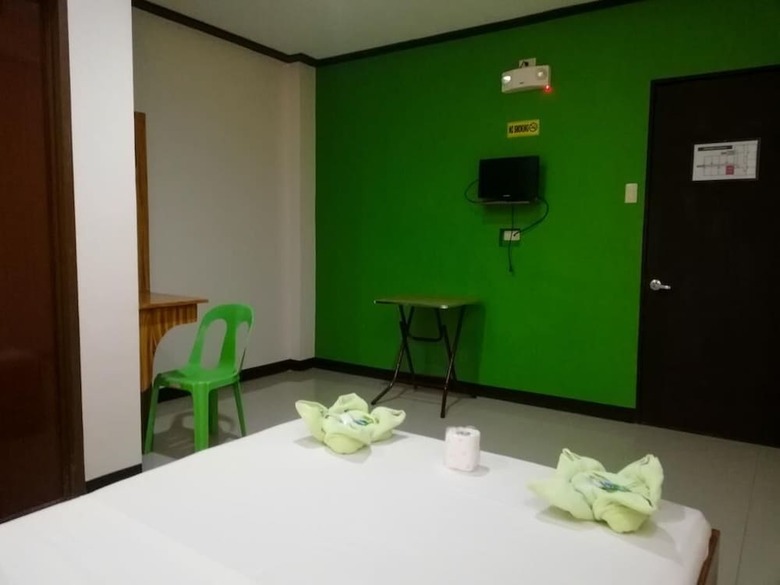 Hotel Roexcin Tourist Inn