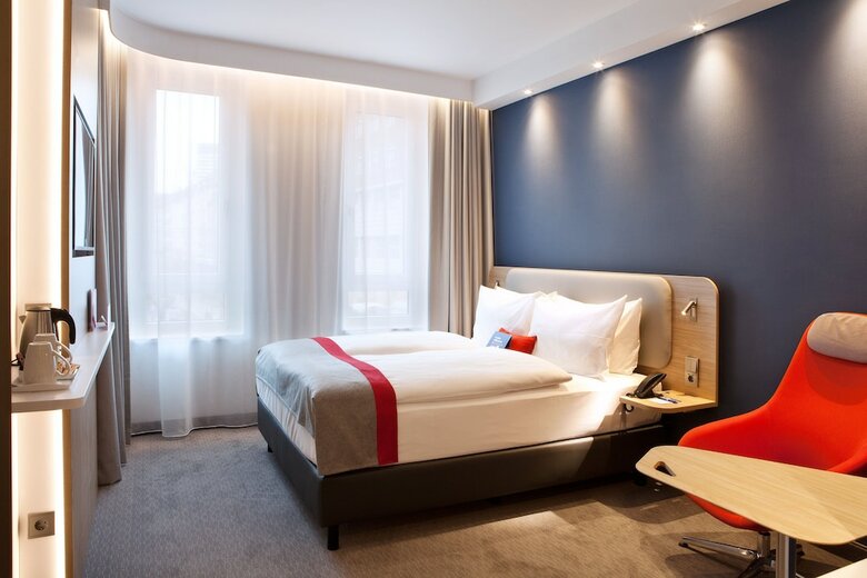 Hotel Holiday Inn Express Darmstadt