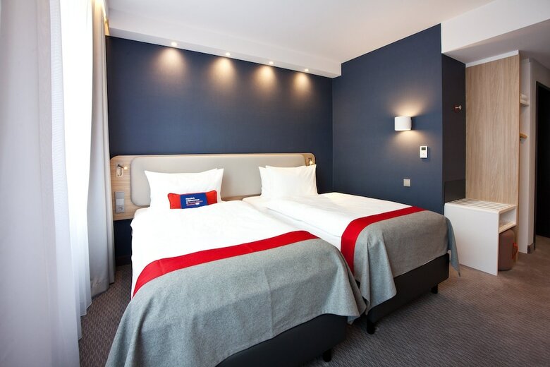 Hotel Holiday Inn Express Darmstadt