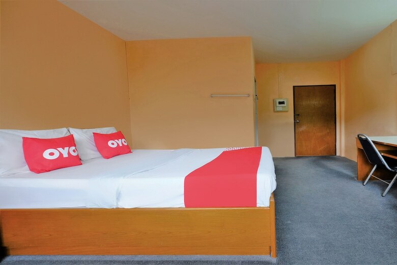 Hotel Oyo 588 Rose In Mansion