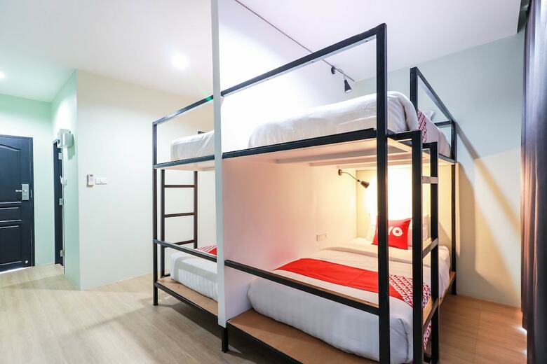 Hotel Oyo 611 Stay Young Villa