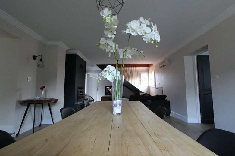 Apartement 120m With Garden In A Villa