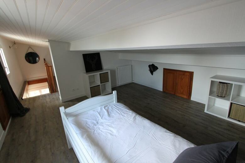 Apartement 120m With Garden In A Villa