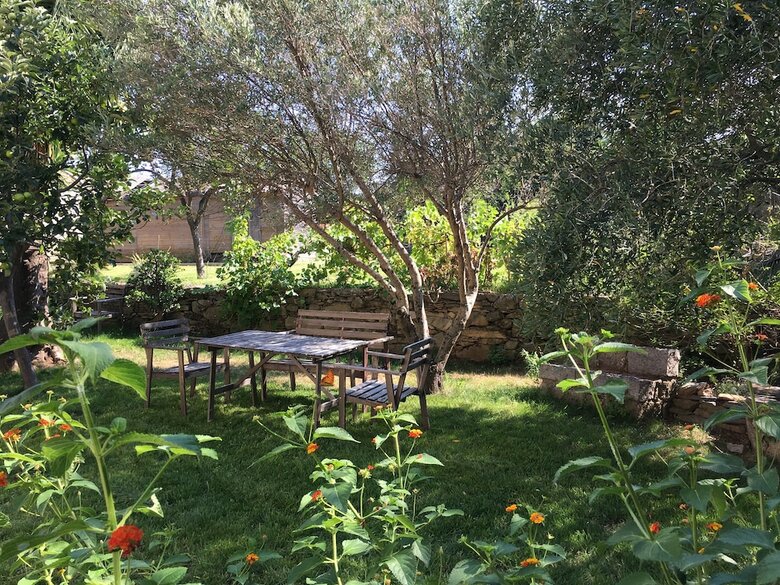 Apartement 120m With Garden In A Villa
