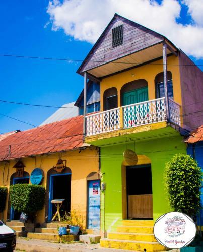 Hotel Hospedaje Yaxha