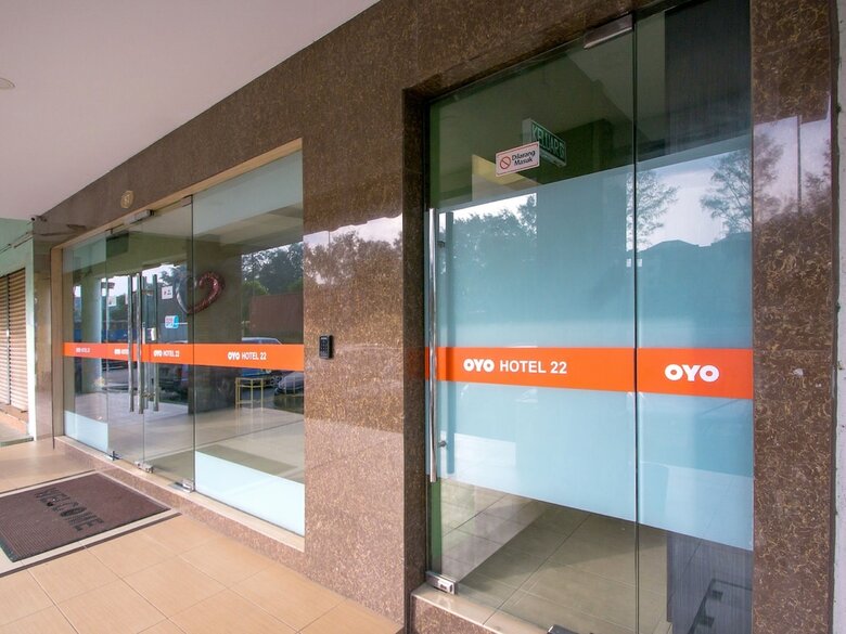 Oyo 89842 Hotel 22 Northport