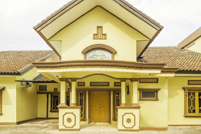 Oyo 2395 Hotel Aden 2 Syariah