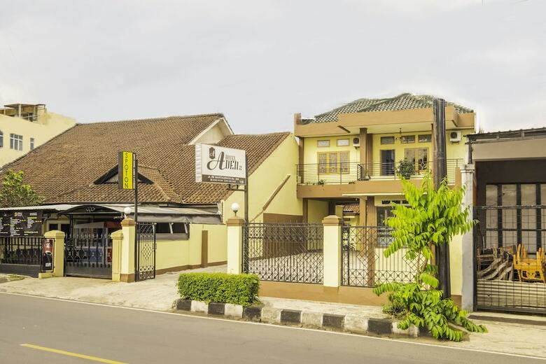 Oyo 2395 Hotel Aden 2 Syariah