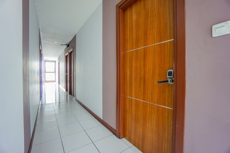 Oyo 2515 D'karombasan Hotel