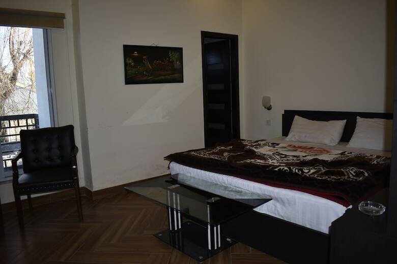 Hotel 62 Hill's Luxury Rooms