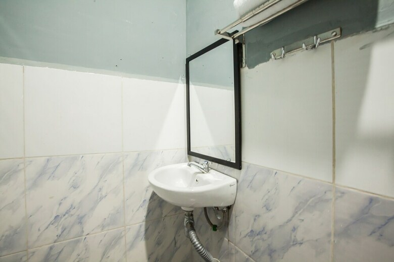 Hostal Oyo 990 Stadion Residence Syariah